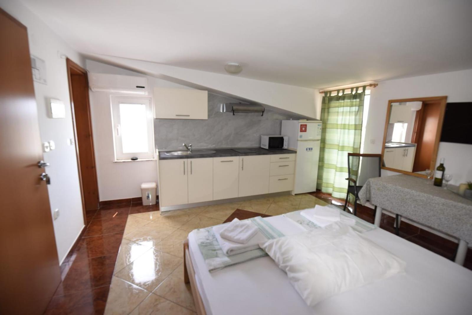 Apartmani Puzek Bibinje Exterior photo